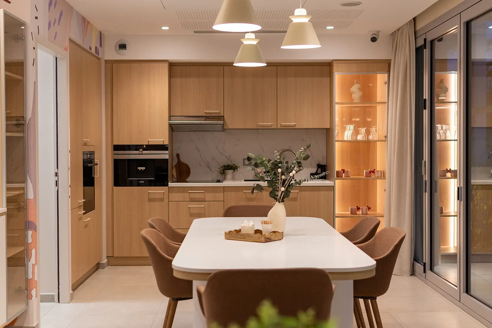 Serenly Saint Laurent Cuisine 2